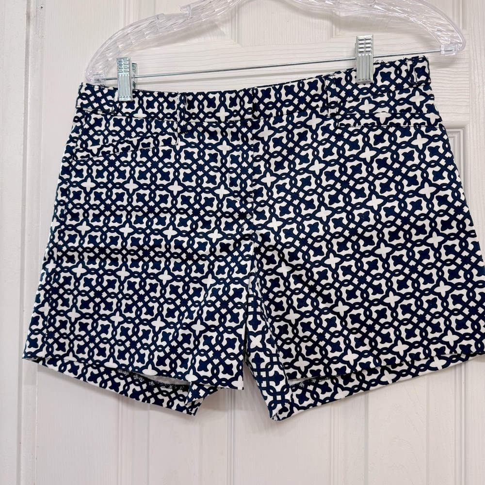 Laundry by Shelli Segal Mid-Rise Navy & White‎ Chino Shorts Geometric Pattern